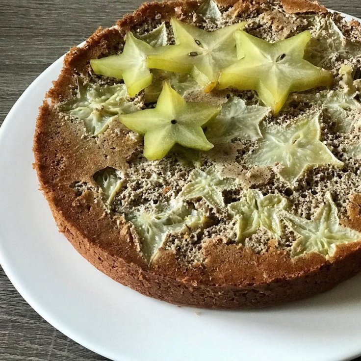 Starfruit Cake - www.JoyfulGoodness.com - #JoyfulGoodness #beJoyful #vegan #paleo #dessert #cake